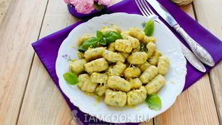 Картофельные ньокки с базиликом