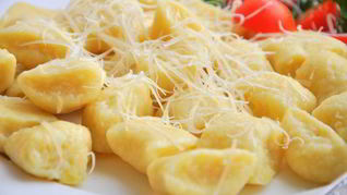 Картофельные ньокки с сыром Джюгас