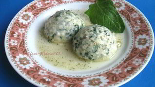 Клецки со шпинатом и сыром