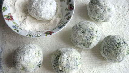 клецки со шпинатом и сыром