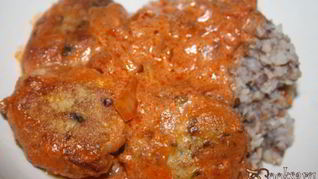 Индюшиные котлетки со вкусной подливой