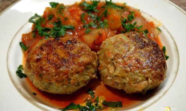 Рецепт котлеток с овощным рагу