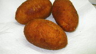 Котлеты по-киевски с сыром и грибами