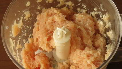 котлеты-привидения с пряным тыквенным соусом