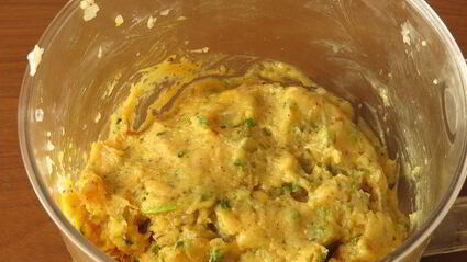 котлеты-привидения с пряным тыквенным соусом