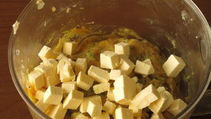 котлеты-привидения с пряным тыквенным соусом