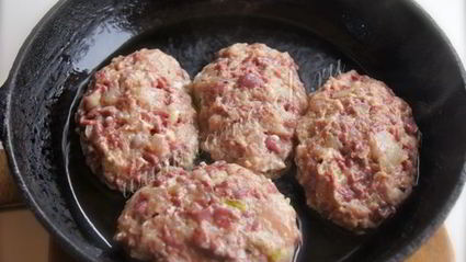 котлеты с куриными сердечками