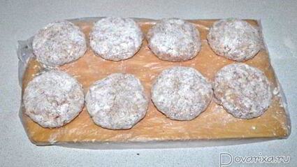 котлеты в сливочно-сырном соусе