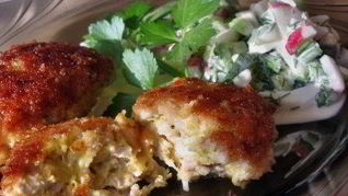 Рубленые куриные котлеты с сыром