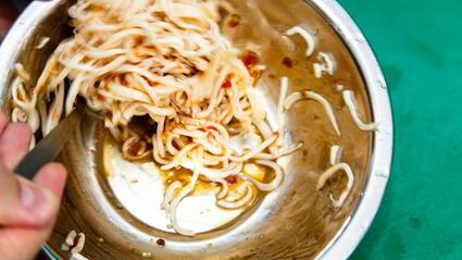 лапша из кальмаров в кисло-сладком соусе