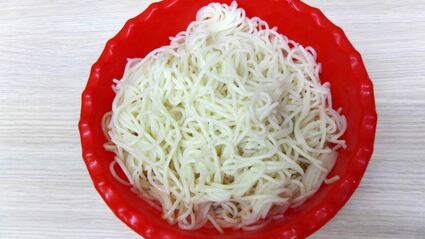 лапша вок с говядиной и овощами