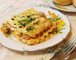 Лазанья с фаршем, помидорами и сыром