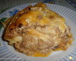 Лазанья с соусом бешамель
