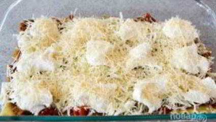 лазанья с томатным соусом