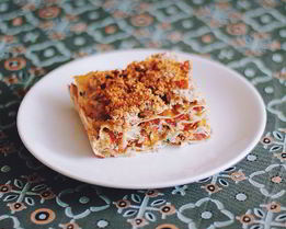 Овощная лазанья с брокколи и цветной капустой