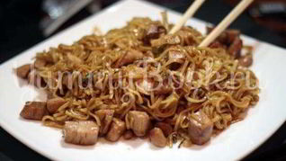 Китайская жаренная лапша