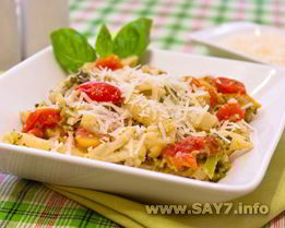 Макароны с брокколи, цветной капустой и куриным филе