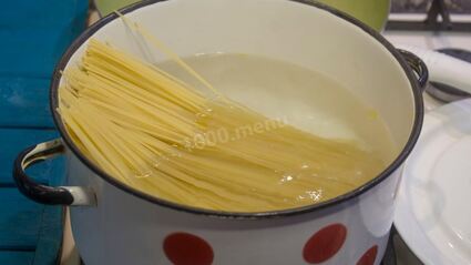 макароны с говядиной и соусом болоньезе