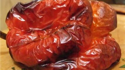 паста с чесноком и сальсой из сушеных томатов