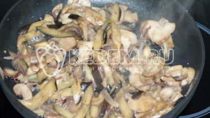 паста с грибами и баклажанами