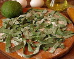 Паста с крапивой и шпинатом