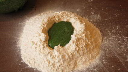 паста с крапивой и шпинатом