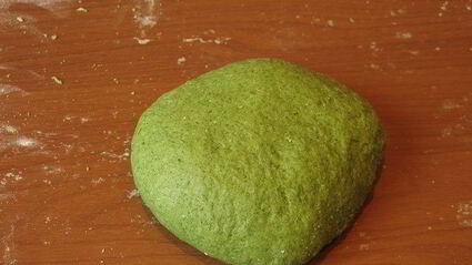 паста с крапивой и шпинатом