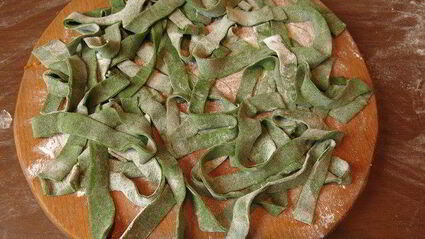 паста с крапивой и шпинатом