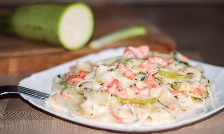 Рецепт пасты с красной рыбой в сливочном соусе