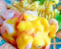 Паста с креветками в тыквенном соусе