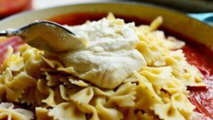 паста с курицей и томатами