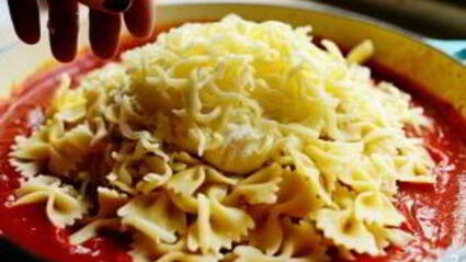 паста с курицей и томатами