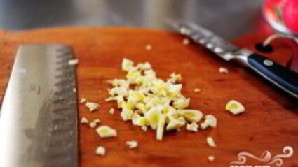 паста с соусом из сыра и томатов