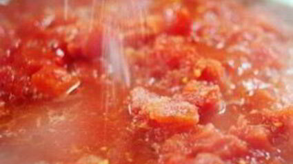 паста с соусом из сыра и томатов