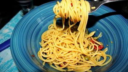 спагетти альо ольо пеперончино