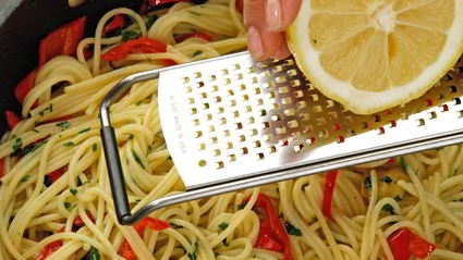 спагетти с чесноком и маслом