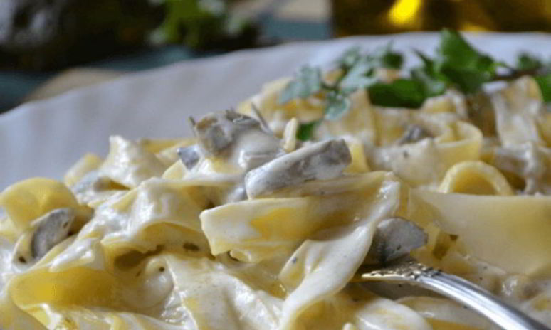 Рецепт спагетти с грибами в сливочном соусе