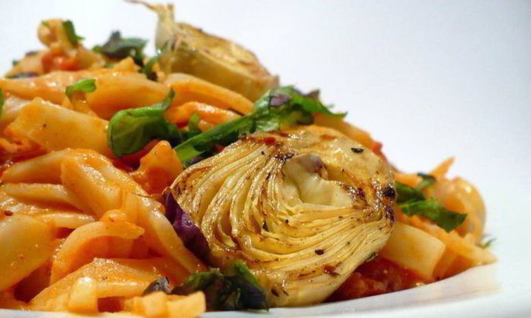 Рецепт тальятелле с нежнейшим томатным соусом и жареными артишоками