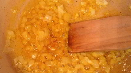 ананас, фаршированный креветками