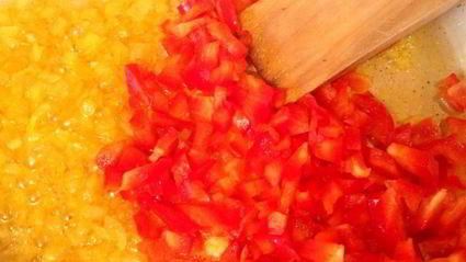 ананас, фаршированный креветками