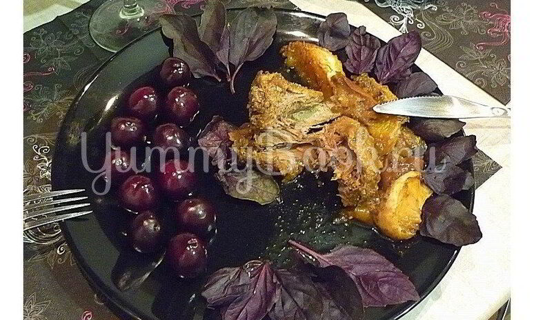 Рецепт апельсиновой утки, запеченной с яблоком в меде