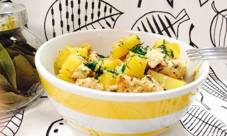 Рецепт индейки в сметанно-чесночном соусе