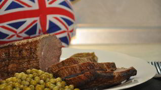 Классический ростбиф с зеленым горошком