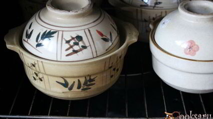 куриное филе с овощами в горшочках