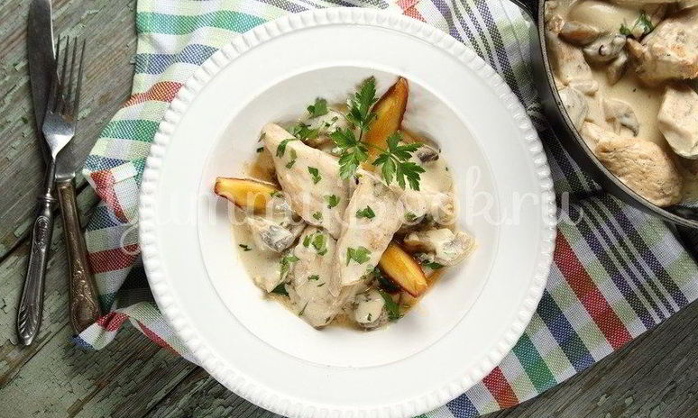 Рецепт куриного филе с яблоками и сидром