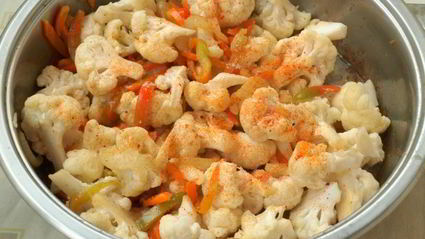 куриные бедра жареные с овощами