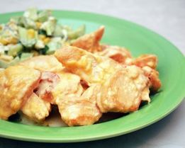 Куриные грудки в луковом соусе