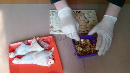 куриные окорочка фаршированный овощами