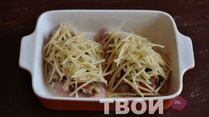 курица под картофельной шубой