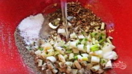 курица, запеченная в съедобной тарелке